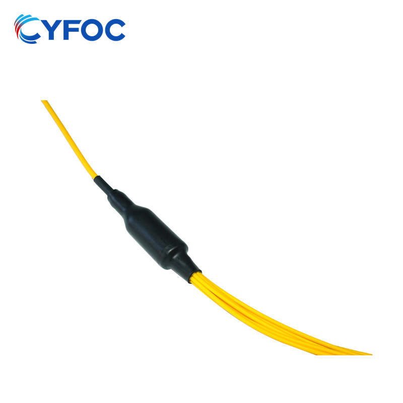 OS2 8芯 MPO/MTP® APC（母头）转4 LC双工 UPC 单模分支跳线 极性B